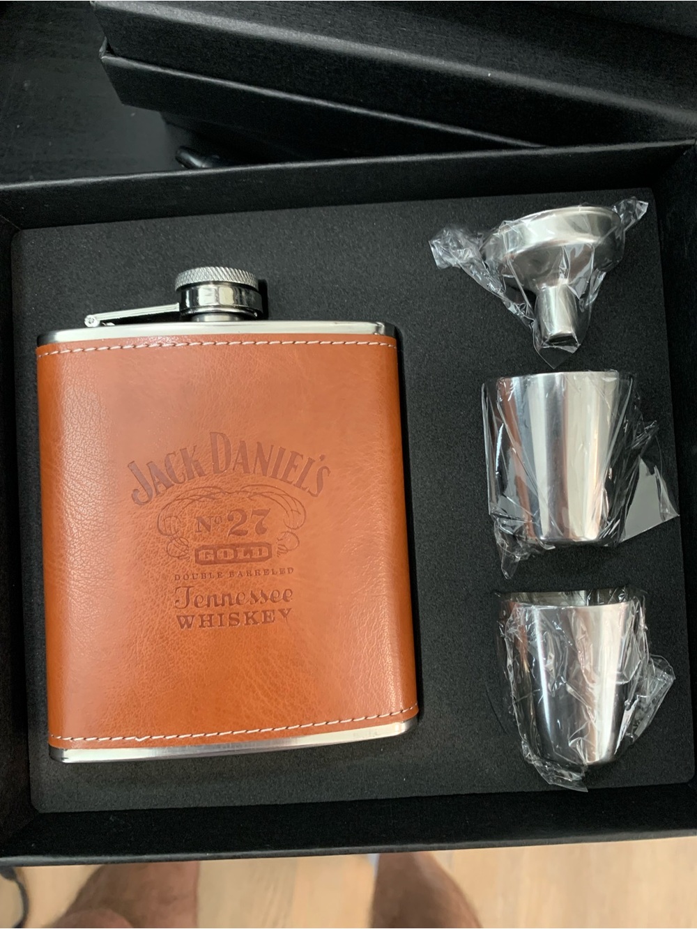 Jack Daniels Brown Leather Flask Set with Silver Shot Cups